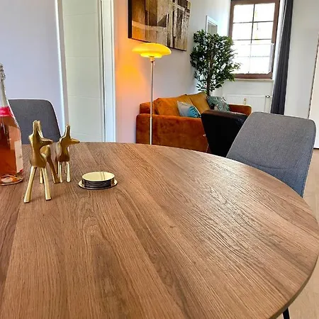 Alte Schule 3&4 * Malberg