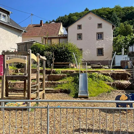 Apartment Alte Schule 3&4 *